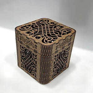 Cutie decorativă din lemn - model Ornamentum