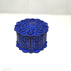 Cutie decorativă: „Inimă în dar”