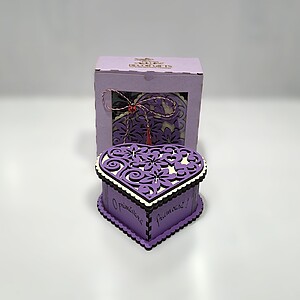 Mărţişor inimioară lila - model floral