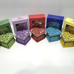 Mărţişor imioară verde- model floral